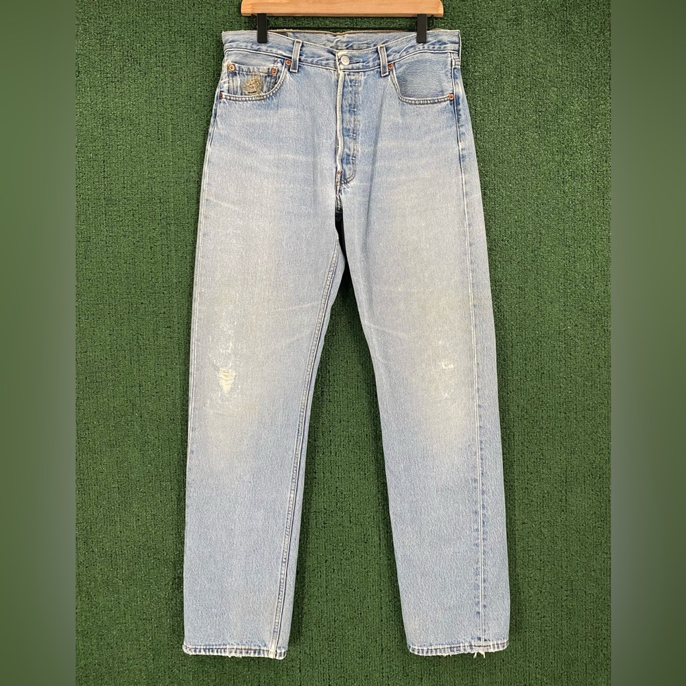VTG 90’s Levi’s 501 XX Button Fly Whiskers Distressed Jeans Men’s SZ 32” Waist